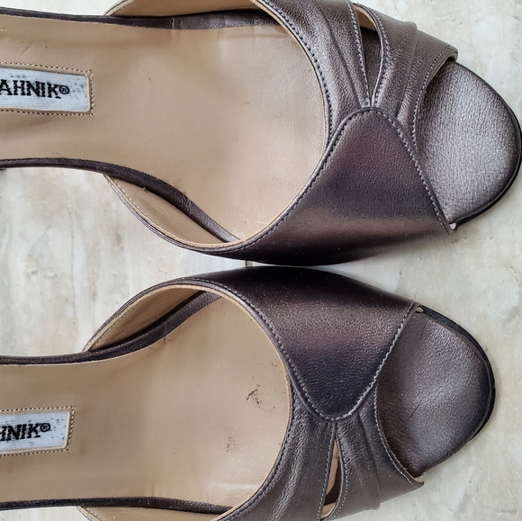 Manolo Blahnik D'Orsay peep toe - Picture 3 of 7